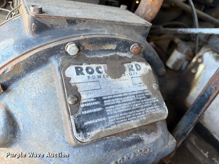 image for item FT7543 1984 Chevrolet C7 tank truck