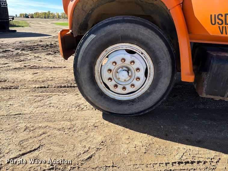 image for item FT7543 1984 Chevrolet C7 tank truck