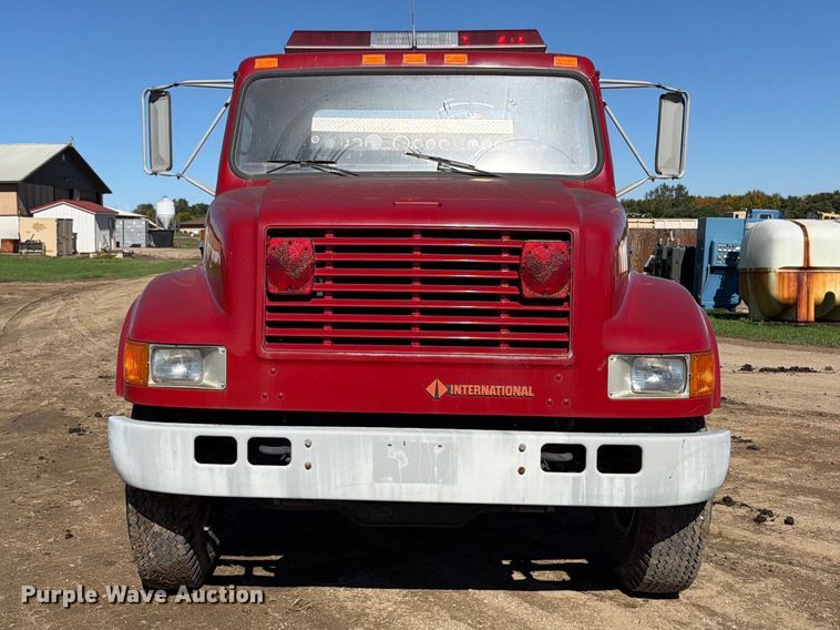image for item FT7545 1990 International 4700 pumper fire truck