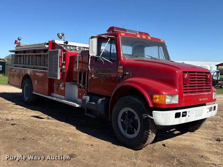 image for item FT7545 1990 International 4700 pumper fire truck