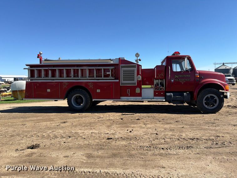 image for item FT7545 1990 International 4700 pumper fire truck