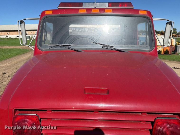 image for item FT7545 1990 International 4700 pumper fire truck