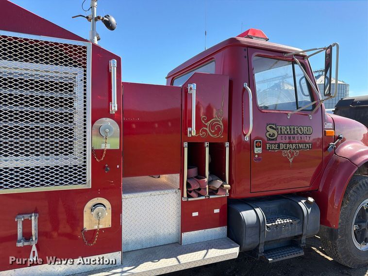 image for item FT7545 1990 International 4700 pumper fire truck