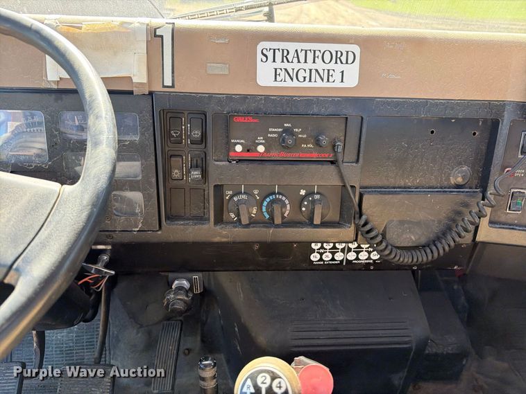 image for item FT7545 1990 International 4700 pumper fire truck