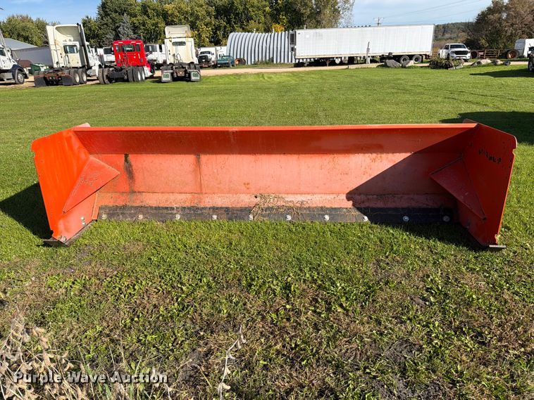 image for item FT7553 skid steer snow pusher