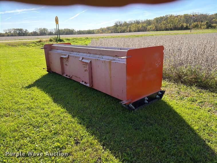 image for item FT7553 skid steer snow pusher