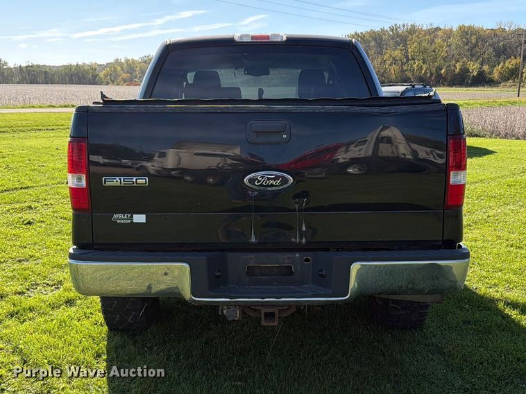 image for item FT7555 2004 Ford F150 Crew Cab pickup truck