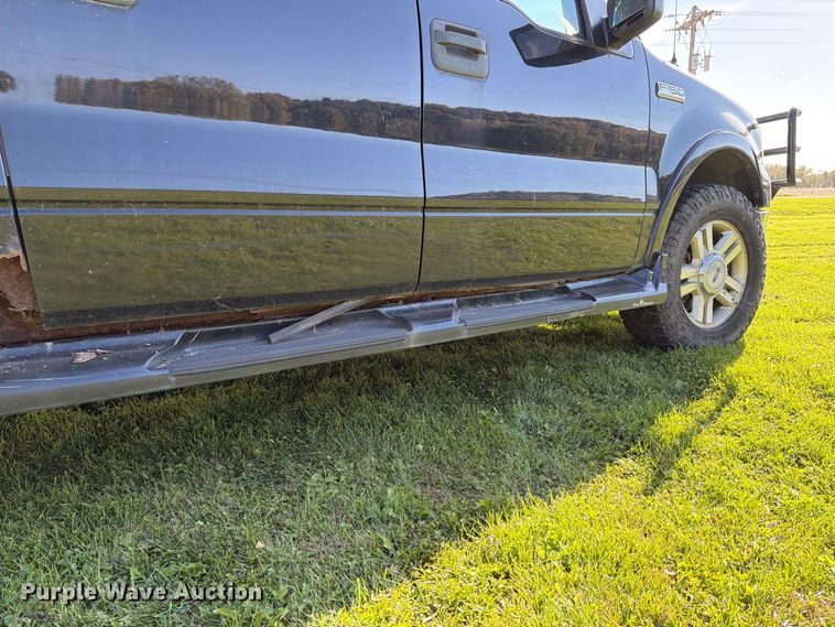 image for item FT7555 2004 Ford F150 Crew Cab pickup truck