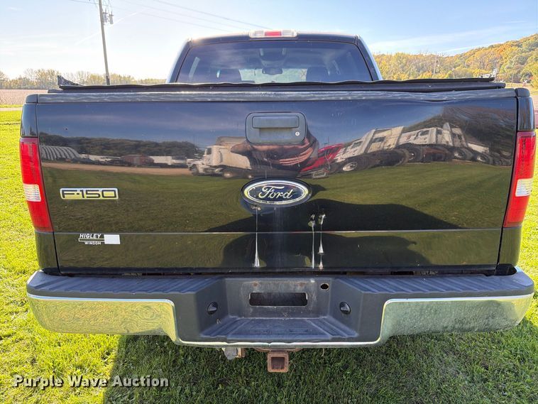 image for item FT7555 2004 Ford F150 Crew Cab pickup truck