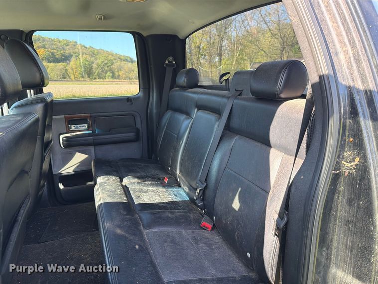 image for item FT7555 2004 Ford F150 Crew Cab pickup truck