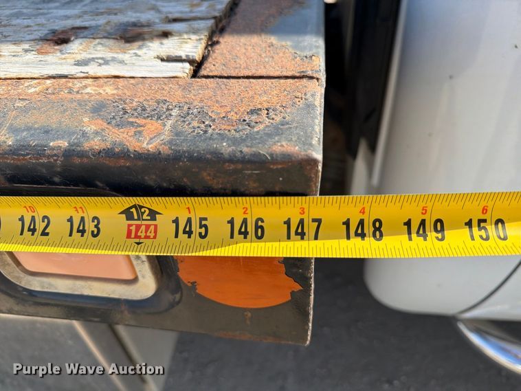 image for item FT7557 2007 Chevrolet Silverado 3500HD flatbed truck