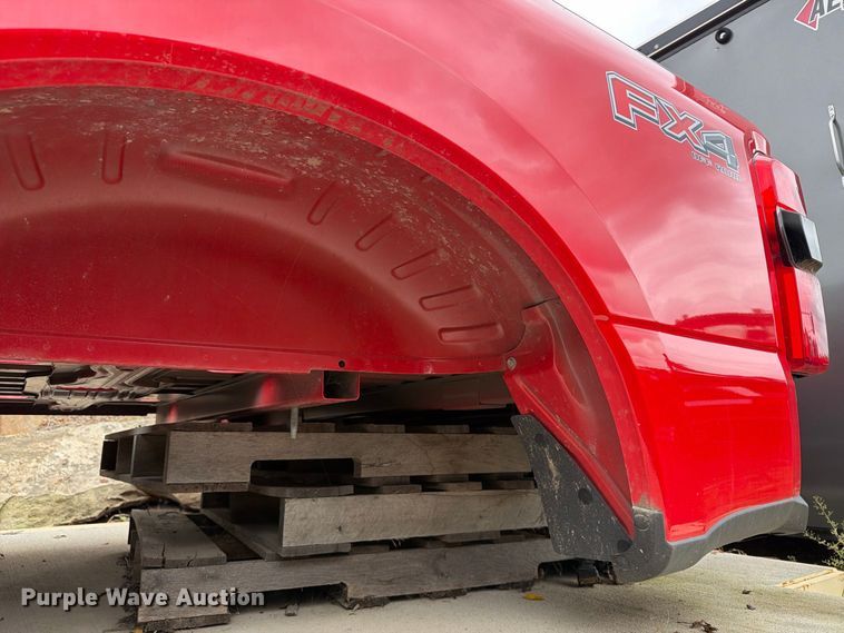 image for item FT8143 Ford Super Duty pickup bed