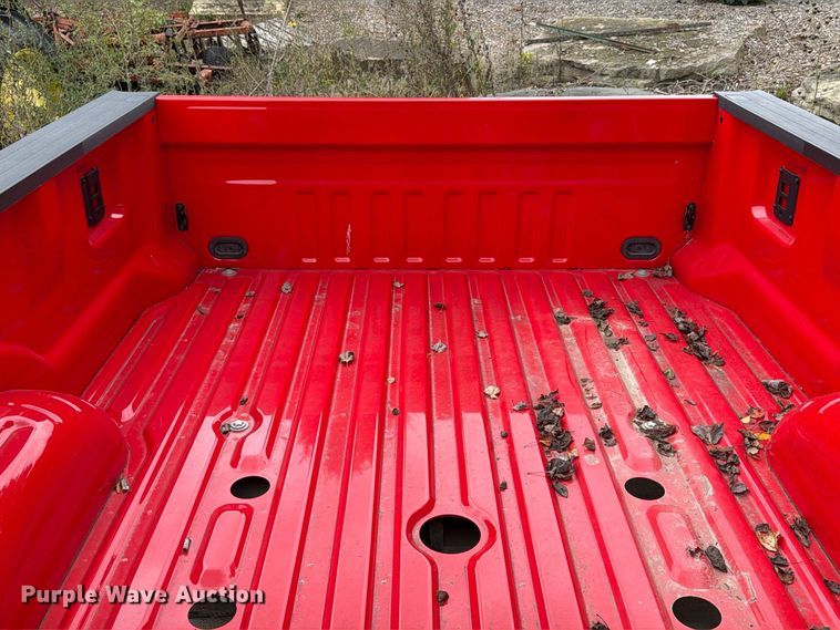 image for item FT8143 Ford Super Duty pickup bed
