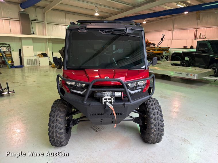 image for item FU1054 2024 CanAm Defender 6x6 HD10 utility vehicle