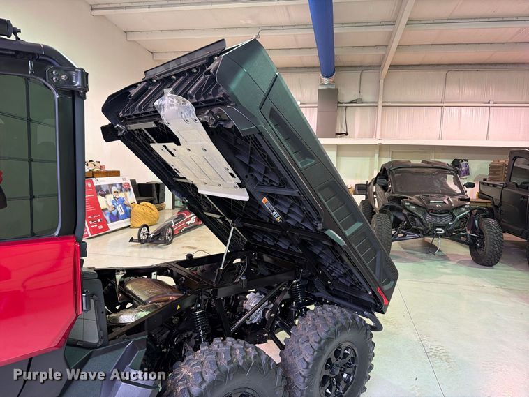 image for item FU1054 2024 CanAm Defender 6x6 HD10 utility vehicle