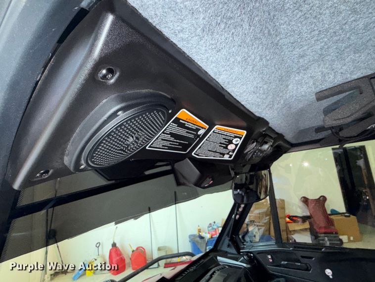 image for item FU1054 2024 CanAm Defender 6x6 HD10 utility vehicle