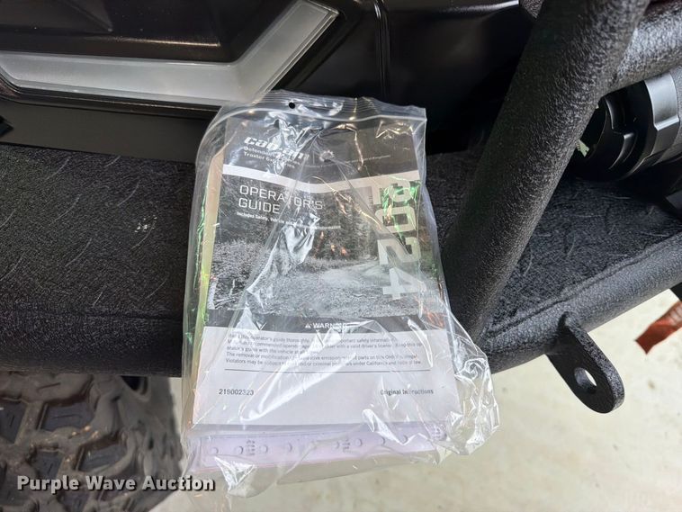 image for item FU1054 2024 CanAm Defender 6x6 HD10 utility vehicle