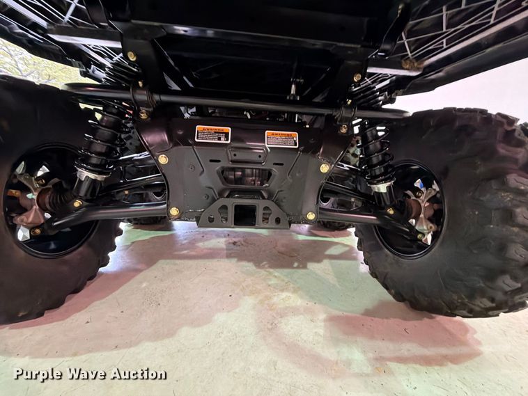 image for item FU1054 2024 CanAm Defender 6x6 HD10 utility vehicle