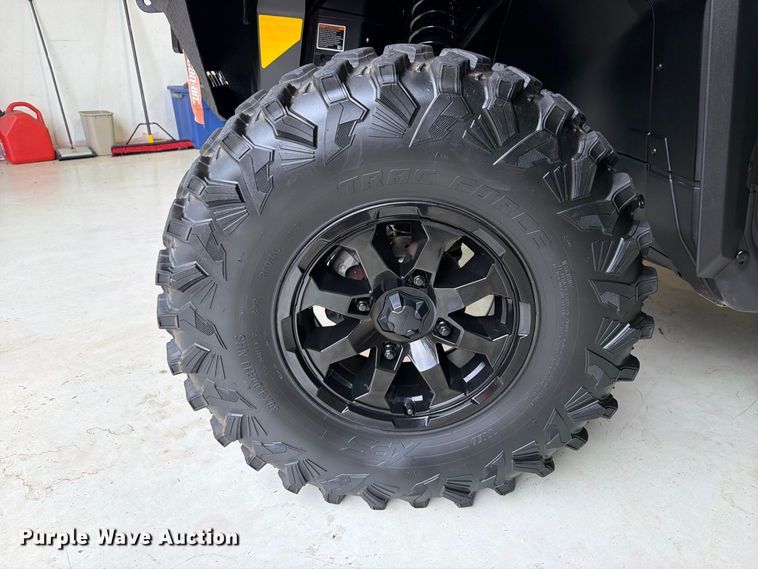 image for item FU1054 2024 CanAm Defender 6x6 HD10 utility vehicle