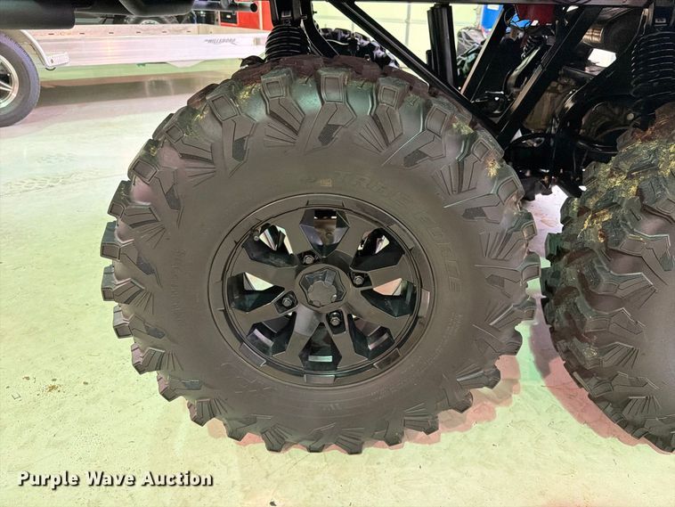 image for item FU1054 2024 CanAm Defender 6x6 HD10 utility vehicle