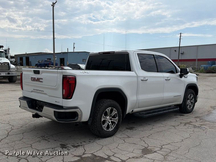 image for item FU4643 2023 GMC Sierra 1500 Crew Cab pickup truck