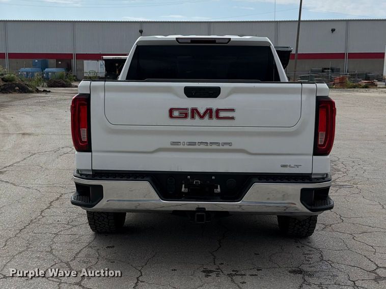 image for item FU4643 2023 GMC Sierra 1500 Crew Cab pickup truck