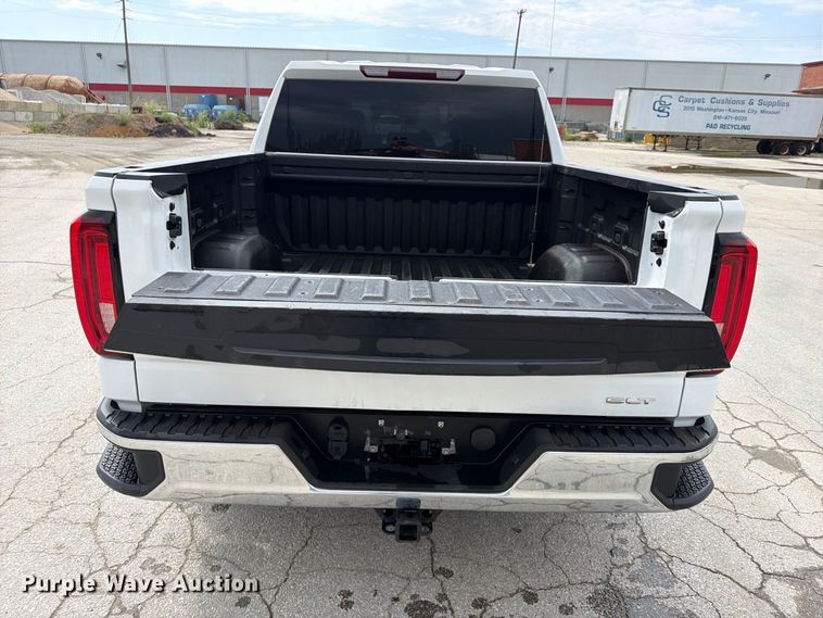 image for item FU4643 2023 GMC Sierra 1500 Crew Cab pickup truck