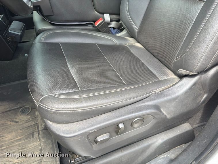 image for item FU4643 2023 GMC Sierra 1500 Crew Cab pickup truck