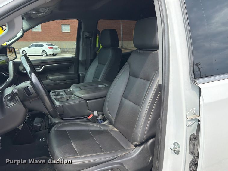 image for item FU4643 2023 GMC Sierra 1500 Crew Cab pickup truck
