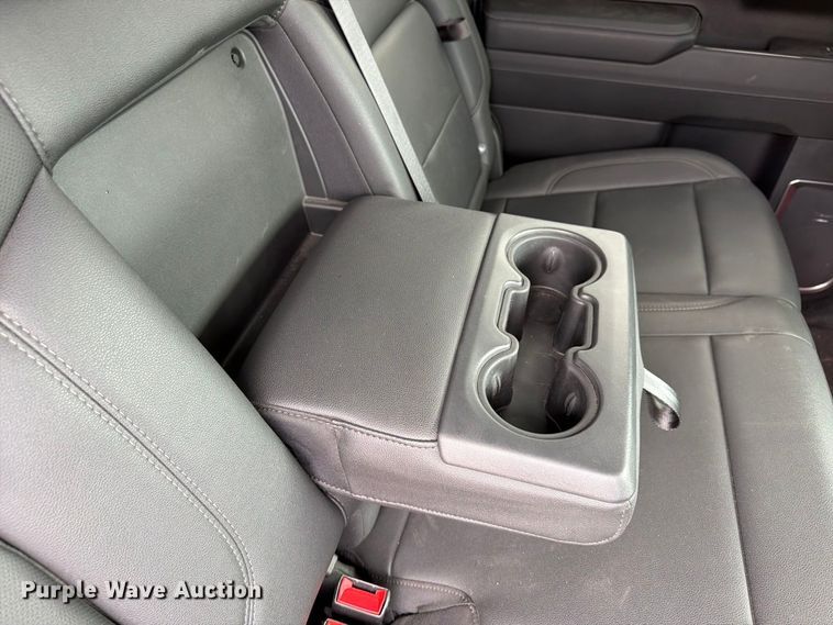 image for item FU4643 2023 GMC Sierra 1500 Crew Cab pickup truck