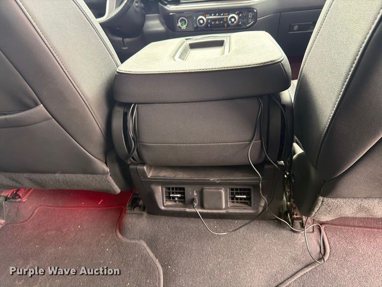 image for item FU4643 2023 GMC Sierra 1500 Crew Cab pickup truck