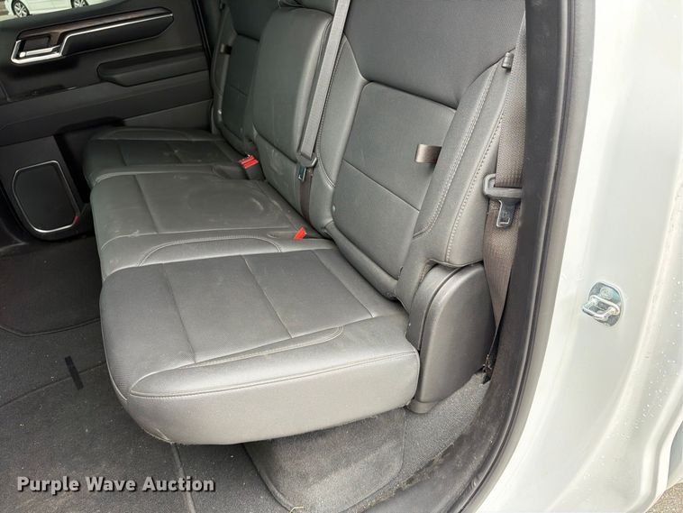 image for item FU4643 2023 GMC Sierra 1500 Crew Cab pickup truck