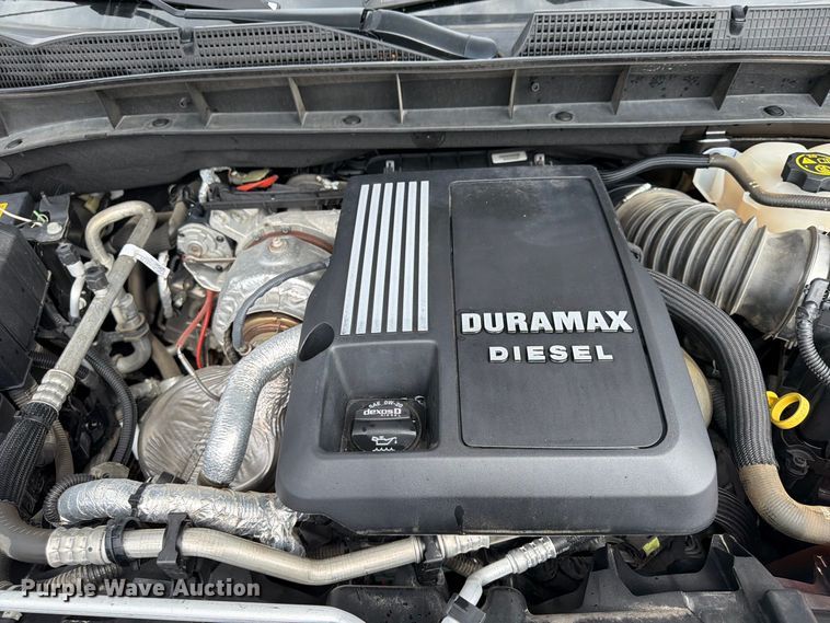 image for item FU4643 2023 GMC Sierra 1500 Crew Cab pickup truck