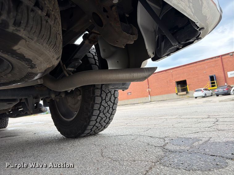 image for item FU4643 2023 GMC Sierra 1500 Crew Cab pickup truck