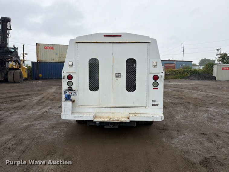 image for item FU4725 2012 Chevrolet Express 3500 utility van