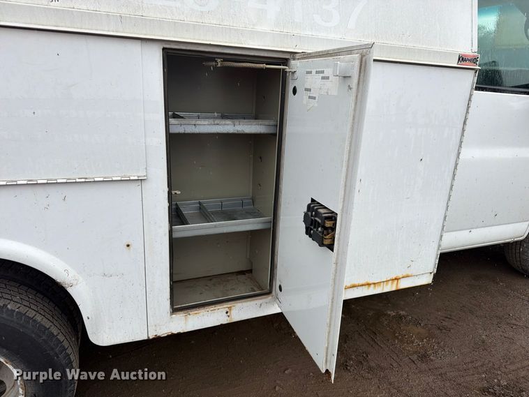 image for item FU4725 2012 Chevrolet Express 3500 utility van