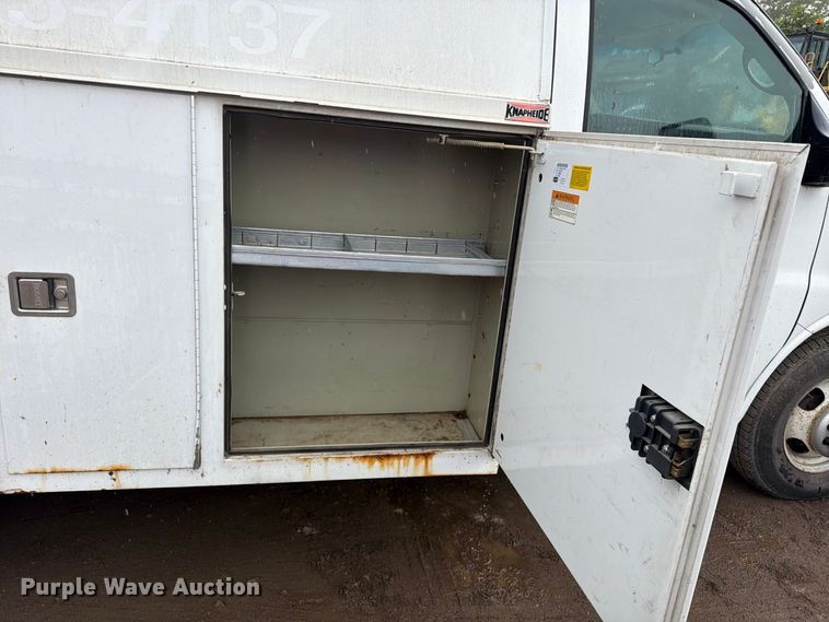 image for item FU4725 2012 Chevrolet Express 3500 utility van