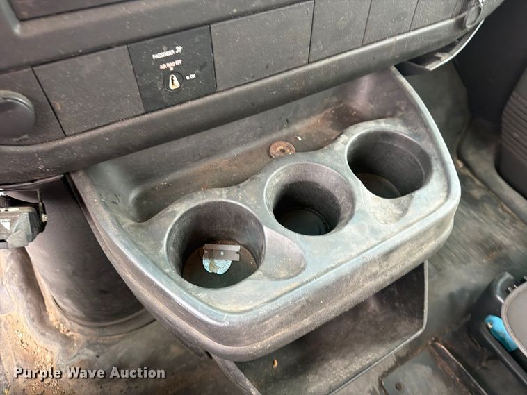 image for item FU4725 2012 Chevrolet Express 3500 utility van