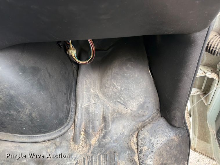 image for item FU4725 2012 Chevrolet Express 3500 utility van