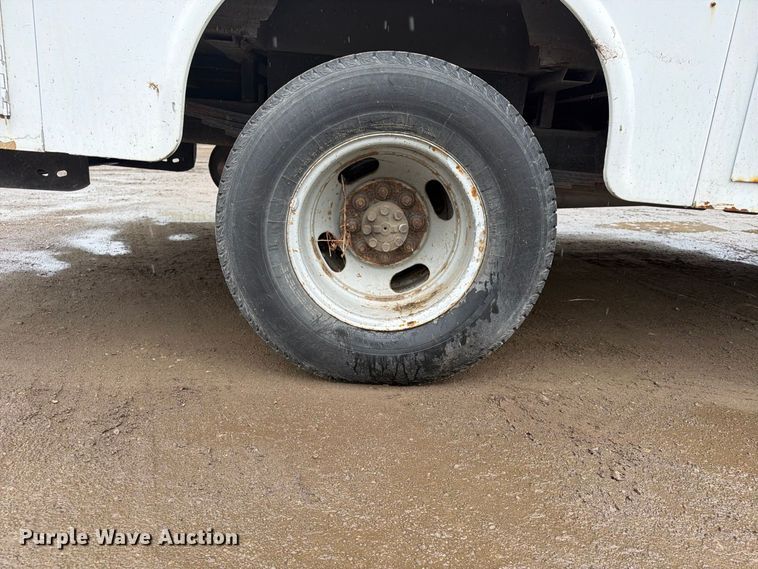 image for item FU4725 2012 Chevrolet Express 3500 utility van