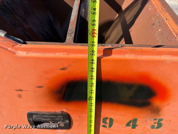image for item FU4754 Forklift doors