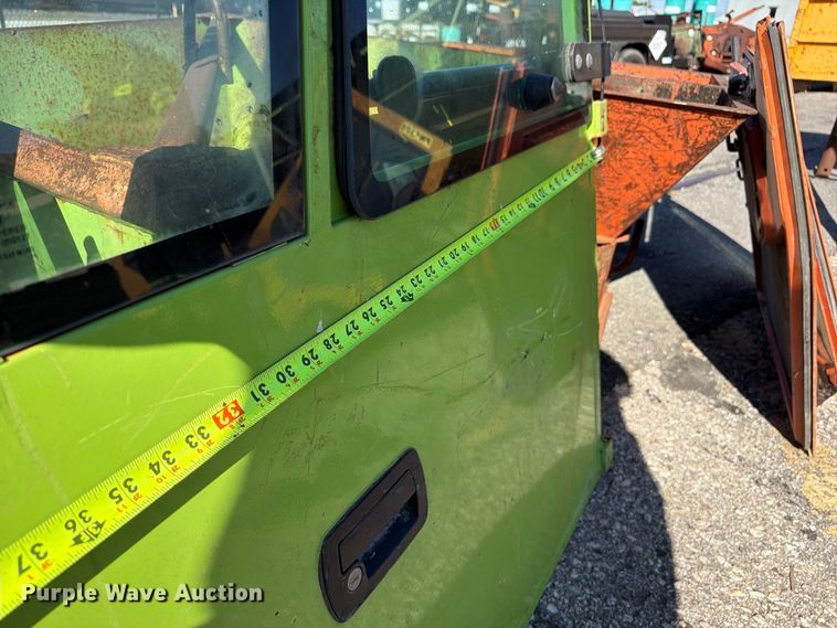 image for item FU4754 Forklift doors