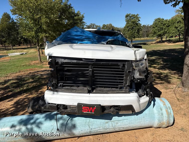 image for item FV2004 2025 Chevrolet Silverado 1500 RST Crew Cab pickup truck