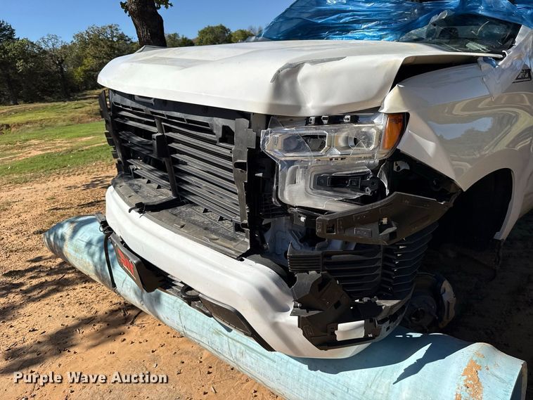 image for item FV2004 2025 Chevrolet Silverado 1500 RST Crew Cab pickup truck