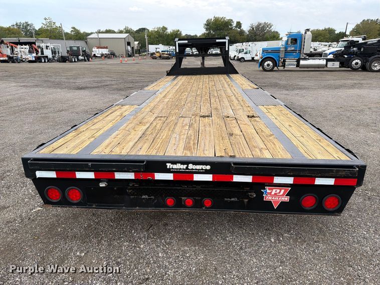 image for item FW3505 2020 PJ Trailers LS242 flatbed trailer