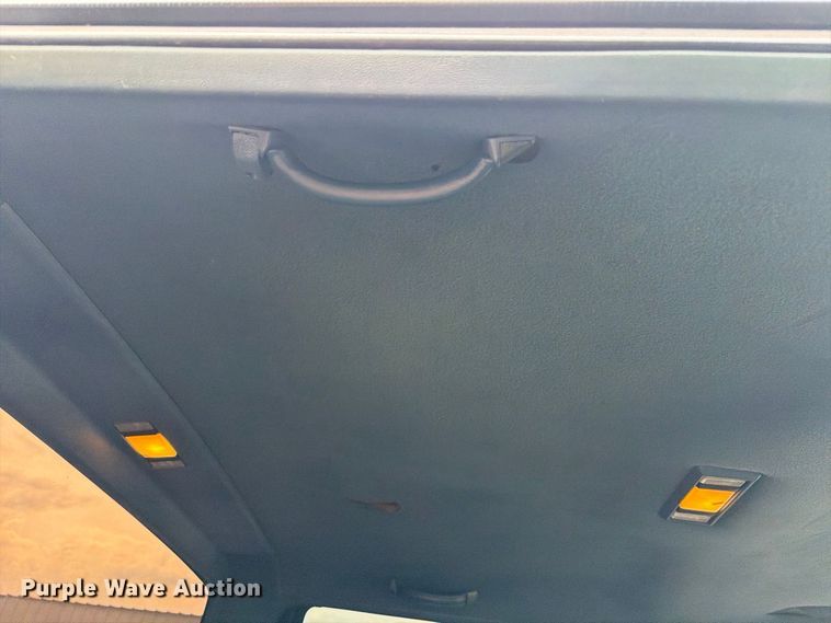 image for item FW3506 1993 Chevrolet C3500 Crew Cab pickup truck