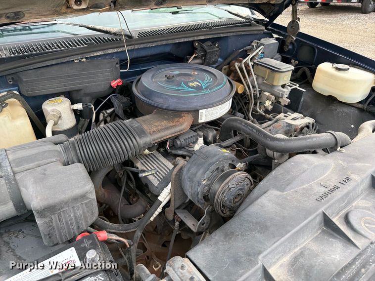 image for item FW3506 1993 Chevrolet C3500 Crew Cab pickup truck