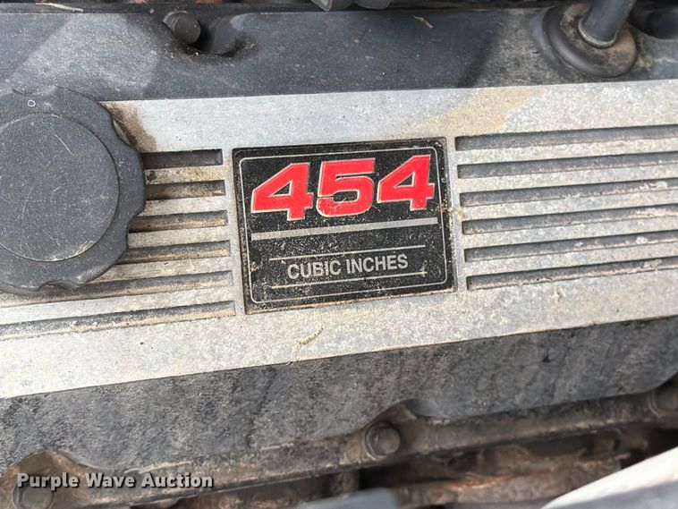 image for item FW3506 1993 Chevrolet C3500 Crew Cab pickup truck