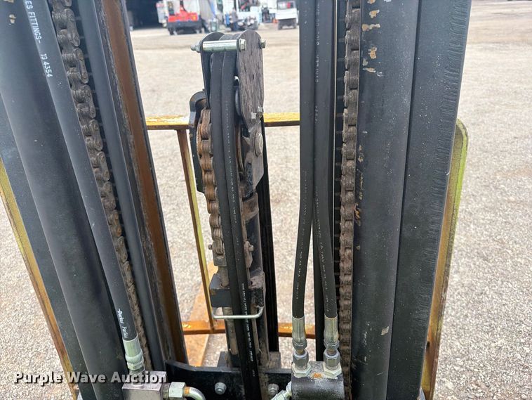 image for item FW3510 Clark CGP25 forklift