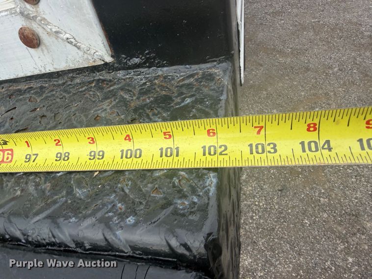 image for item FW3514 1996 Ford L8000 box truck